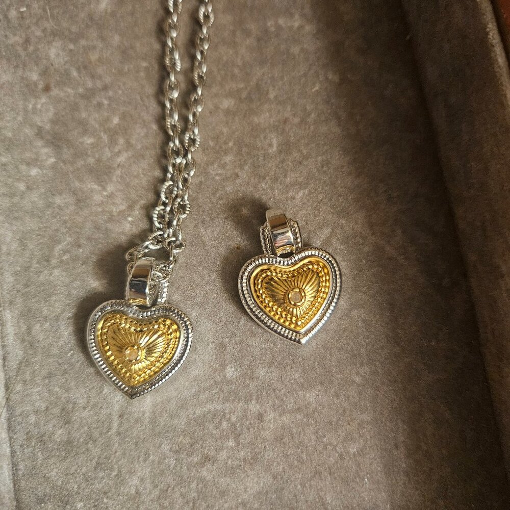 Diamonds International necklace